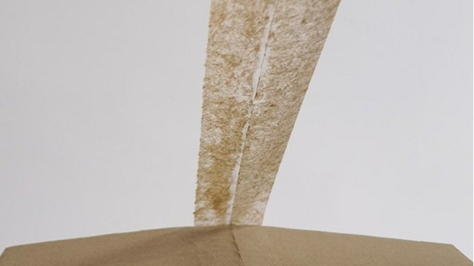 91香蕉视频免费包裝告訴你如何去除透明香蕉视频APP下载安卓的膠痕