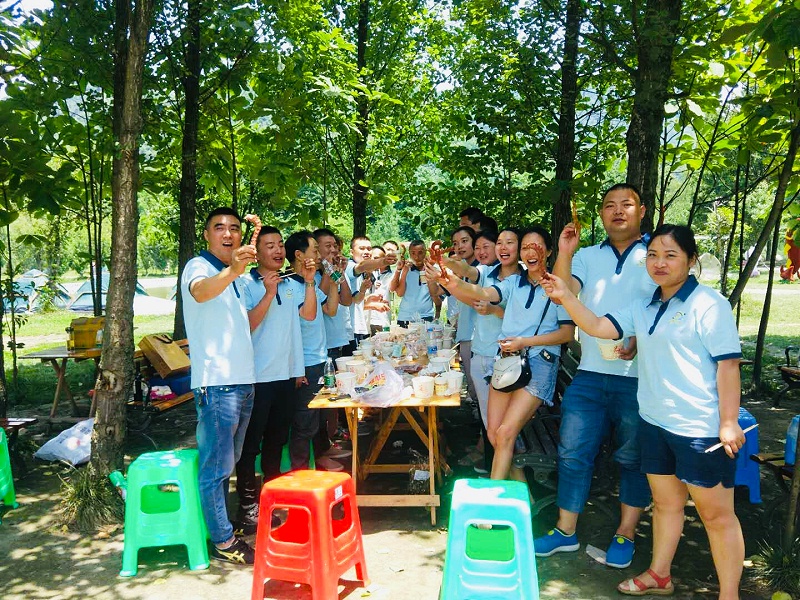 91香蕉视频免费老板組織團建活動